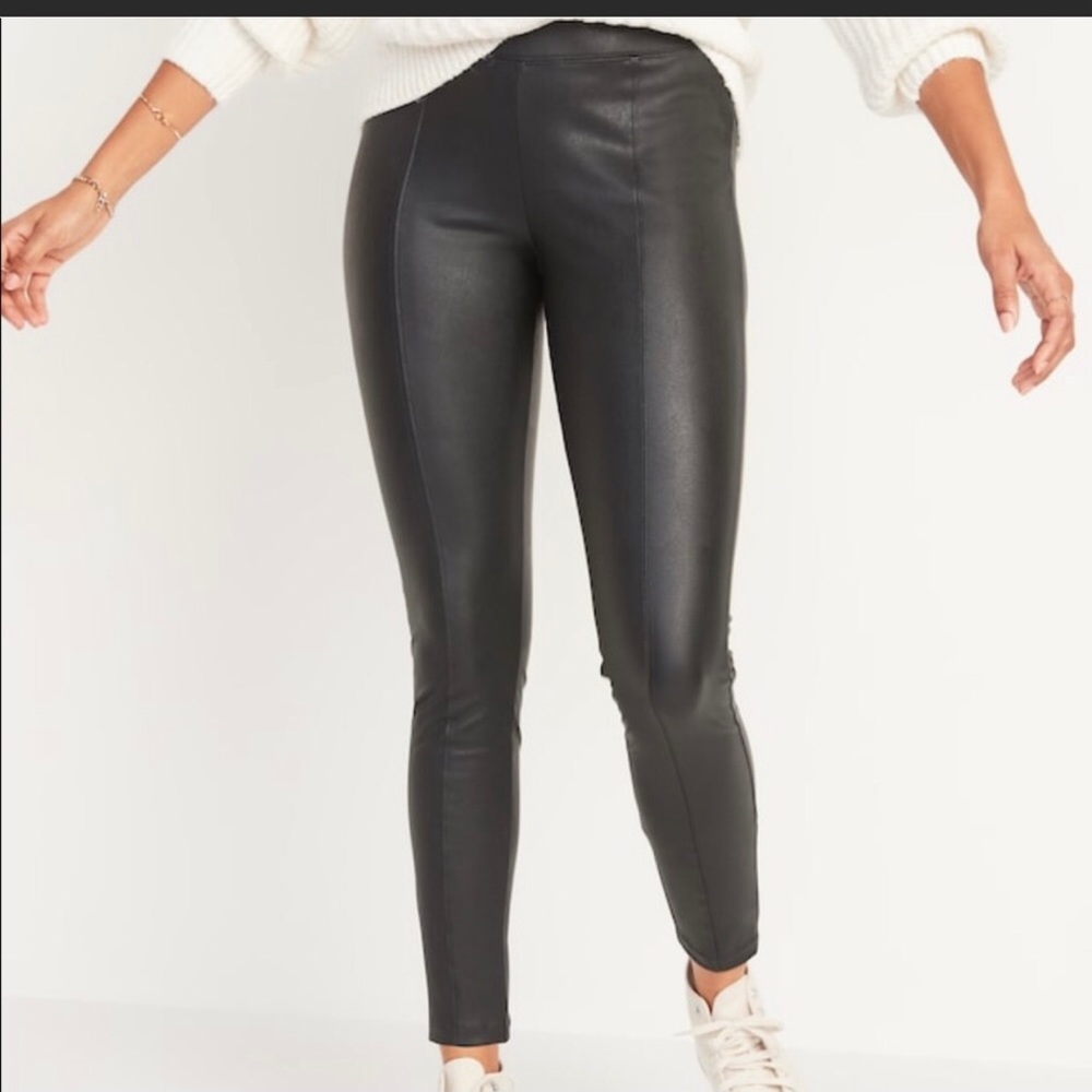 BNWT Old Navy black faux leather pants